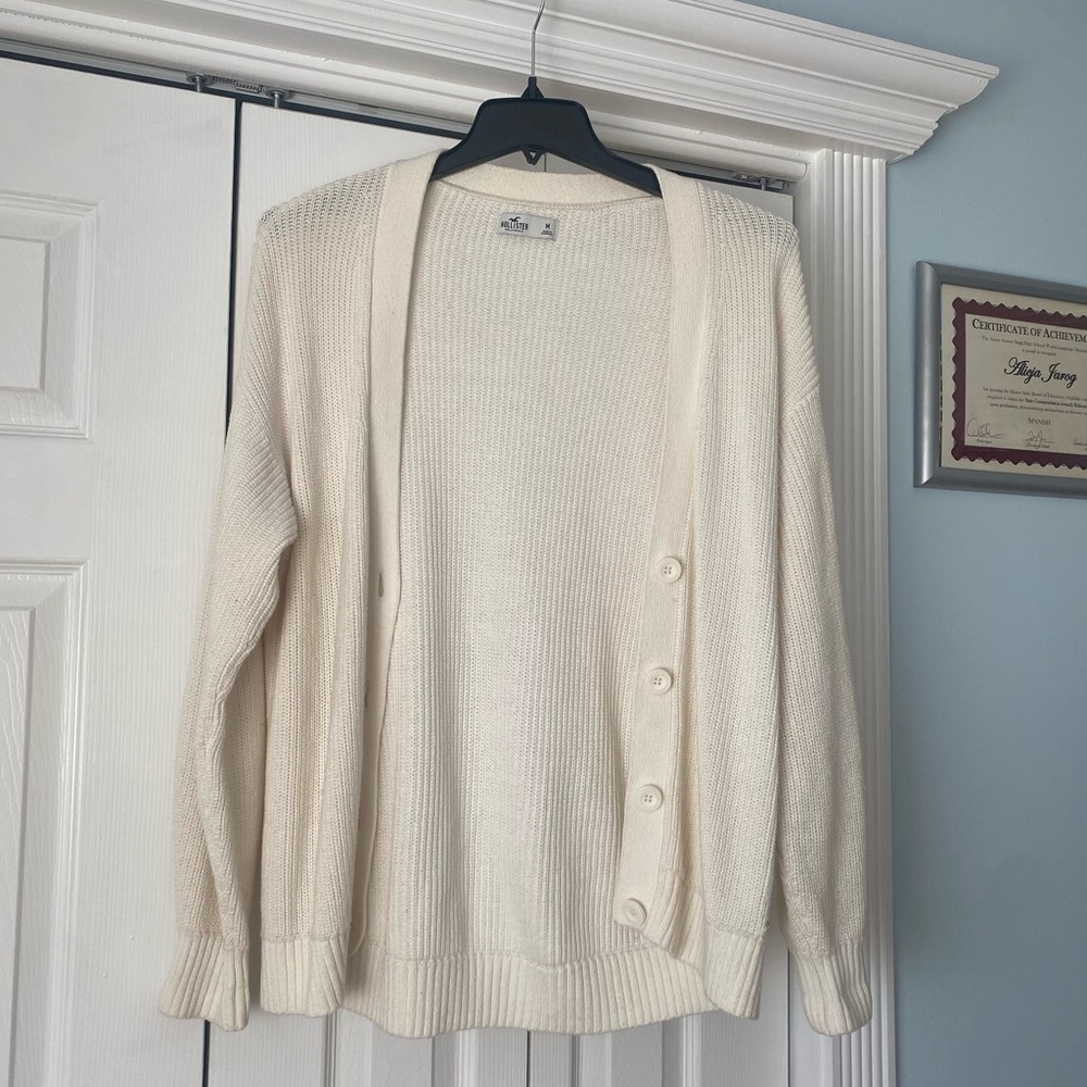 White hollister cardigan